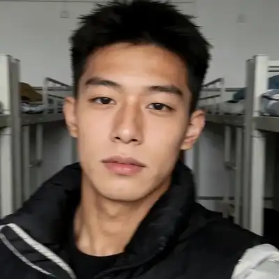 邱翔